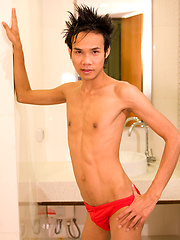 Ton has a slim sexy defined body - Gay boys pics at Twinkest.com