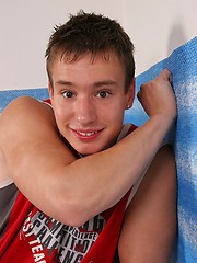 Athletic teen boy undress his shirt and pants - Gay boys pics at Twinkest.com