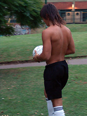 Naked guy relaxing after football - Gay boys pics at Twinkest.com