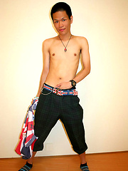 Kojima is a 20 year old smoking hot Asian boy - Gay boys pics at Twinkest.com