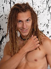 European dread-lock boy gets off his penis - Gay boys pics at Twinkest.com