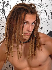 European dread-lock boy gets off his penis - Gay boys pics at Twinkest.com