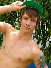 Pierced emo boy has adult casting at the backyard - Gay boys pics at Twinkest.com