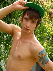 Pierced emo boy has adult casting at the backyard - Gay boys pics at Twinkest.com