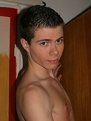 Amateur twink boy solo session - Gay boys pics at Twinkest.com