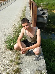 Small twink guy posing naked outdoors - Gay boys pics at Twinkest.com