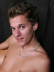 European twink boy jacking off his cock - Gay boys pics at Twinkest.com