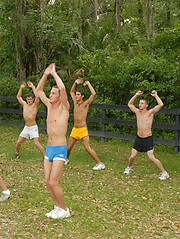 Outdoor exercising in a twink camp - Gay boys pics at Twinkest.com