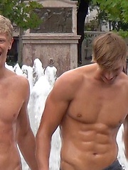 American stud Alex Waters jackoff fun with another American - Gay boys pics at Twinkest.com