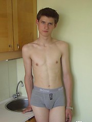 Hot twink shows off his willing hairless asshole - Gay boys pics at Twinkest.com