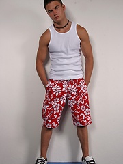 Str8 boy Arsen jackoff his fat euro dick - Gay boys pics at Twinkest.com