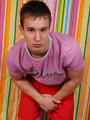 East boy has perfect muscled body - Gay boys pics at Twinkest.com