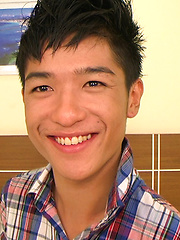 Cute Asian boy Omn Namhot get played up and and his smooth body oiled - Gay boys pics at Twinkest.com