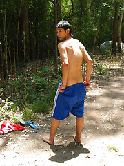 Twinks go for outdoor sex exercises - Gay boys pics at Twinkest.com