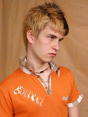 Naked gay boy photo session - Gay boys pics at Twinkest.com