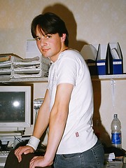 Cute twink stripping and shows his cock - Gay boys pics at Twinkest.com