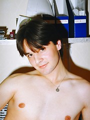 Cute twink stripping and shows his cock - Gay boys pics at Twinkest.com