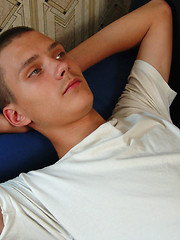 Zig - lanky teen seducer sports a nice-sized dick that he wants to show you - Gay boys pics at Twinkest.com