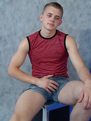 Hot and sexy twink gallery - Gay boys pics at Twinkest.com