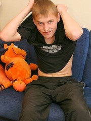 Stas - amateur euroboy - Gay boys pics at Twinkest.com
