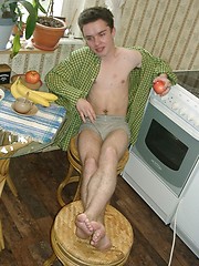 Hot twink amateur shoots on the kitchen - Gay boys pics at Twinkest.com