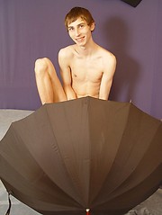 Skinny amateur teen twink - Abrys - Gay boys pics at Twinkest.com