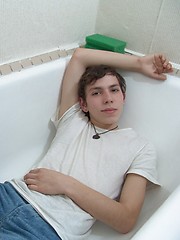 Cute teen boy Kish plays in the shower - Gay boys pics at Twinkest.com