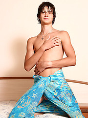 Cute twink boy naked - Gay boys pics at Twinkest.com
