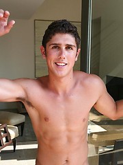 Cute college jock Jacob - Gay boys pics at Twinkest.com