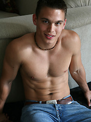 Cute college athlete naked - Gay boys pics at Twinkest.com