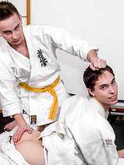 Twinks Judo Fight - Gay boys pics at Twinkest.com