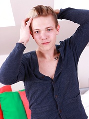 Leo King - Gay boys pics at Twinkest.com