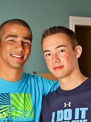 Two campus boys have great sex between lessons