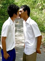 Asian boys have creamy session after college - Gay boys pics at Twinkest.com
