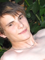 Young cute boy solo pictures - Gay boys pics at Twinkest.com