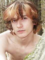 Shy boy in outdoor session - Gay boys pics at Twinkest.com