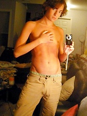 Gay amateur boy performs softcore posing - Gay boys pics at Twinkest.com