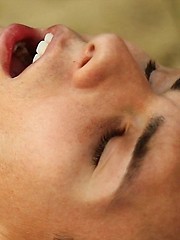 Jacobey London jerks off on a nude beach while checking out other hot naked guys - Gay boys pics at Twinkest.com