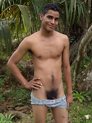 Tribal twink boy Leo has just the cutest amount of body hair - Gay boys pics at Twinkest.com