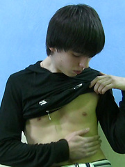 Ripped and dark-haired Leo is a funky looking young twink - Gay boys pics at Twinkest.com