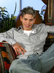 Gay boy Phat Zane posing before our cameras - Gay boys pics at Twinkest.com