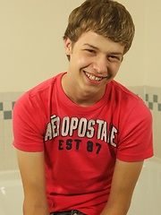 Cute teen boy Levi Lee riding white dildo - Gay boys pics at Twinkest.com