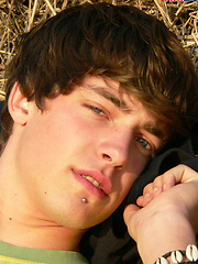 Amateur european boy Etienne - Gay boys pics at Twinkest.com