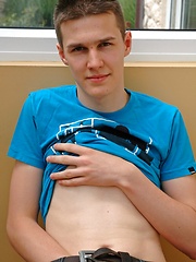 Str8 boy Jason hot modelling session - Gay boys pics at Twinkest.com