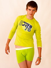 Straight teen dude Danny Roulier looks so amazing