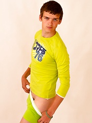 Straight teen dude Danny Roulier looks so amazing - Gay boys pics at Twinkest.com