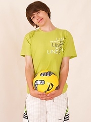 Handsome playful Jason Tanny is showing anal hole - Gay boys pics at Twinkest.com