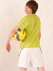 Handsome playful Jason Tanny is showing anal hole - Gay boys pics at Twinkest.com