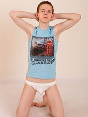 A little bit shy boy Kenny Cole exposes his nice ass