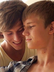 New Belami exclusive Sasha Akunin having his first boy on boy action with Kevin Warhol - Gay boys pics at Twinkest.com